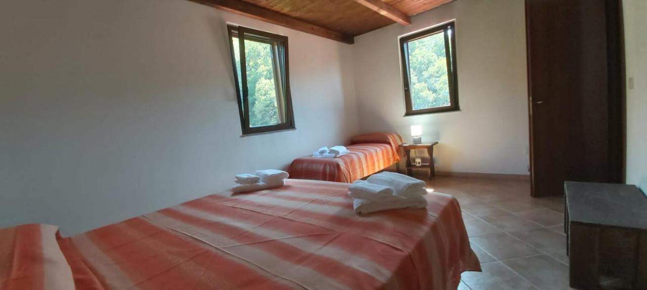 Casa Vacanza Tortorici מראה חיצוני תמונה